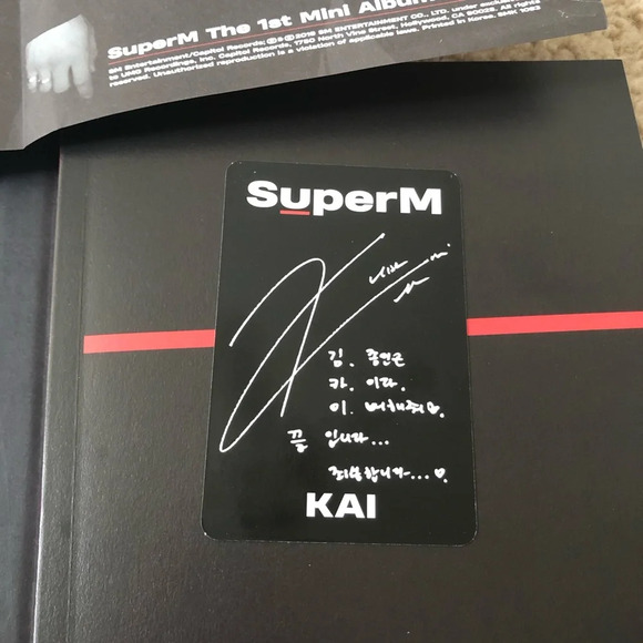 SuperM 1st Album United Version with Kai Photocard - Picture 4 of 10
